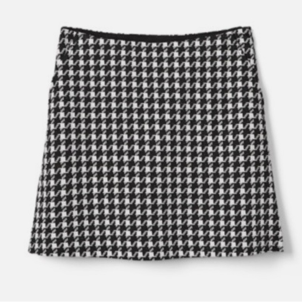 CAbi Passport Skort in Style 4768, Size 10